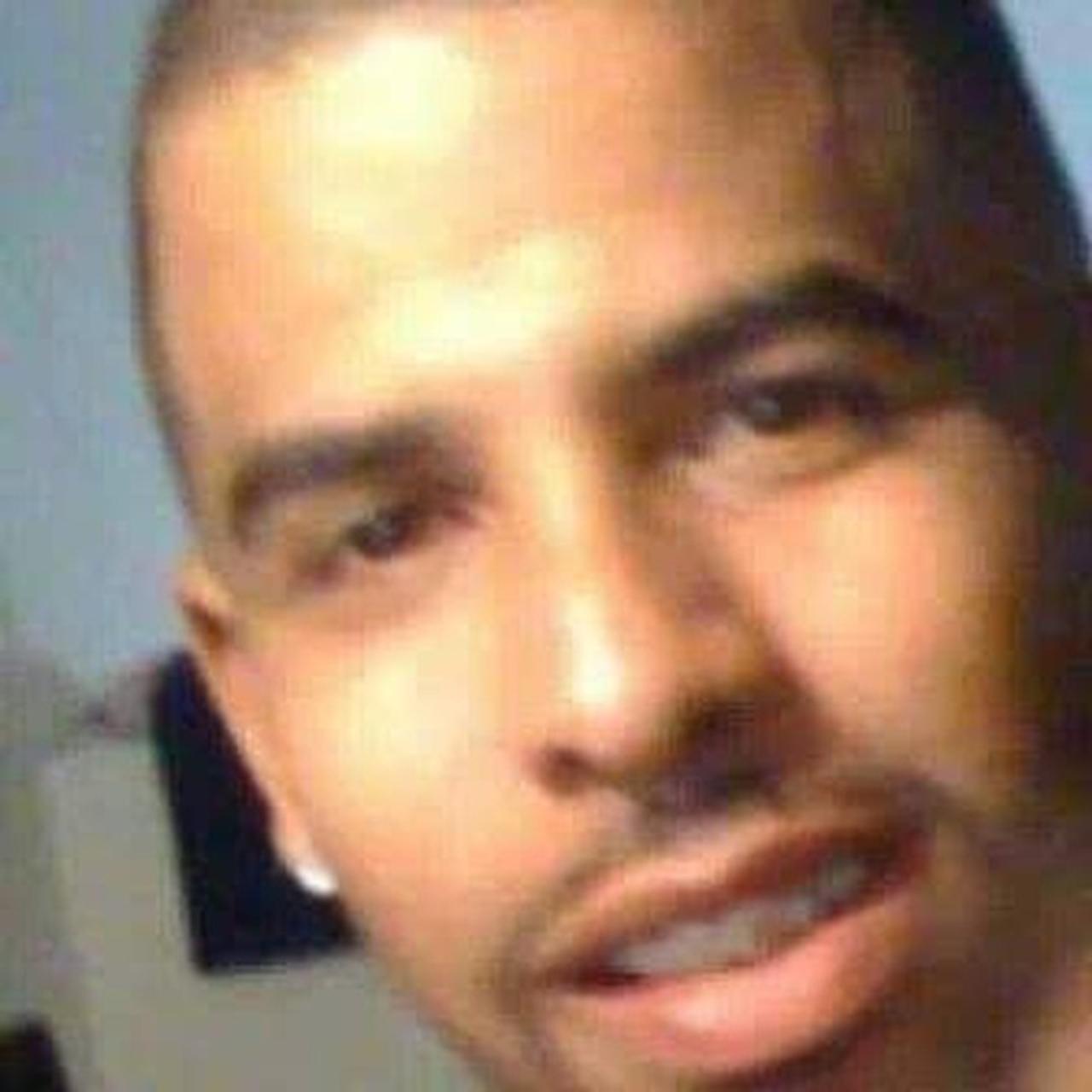 Profile photo 1 of 5