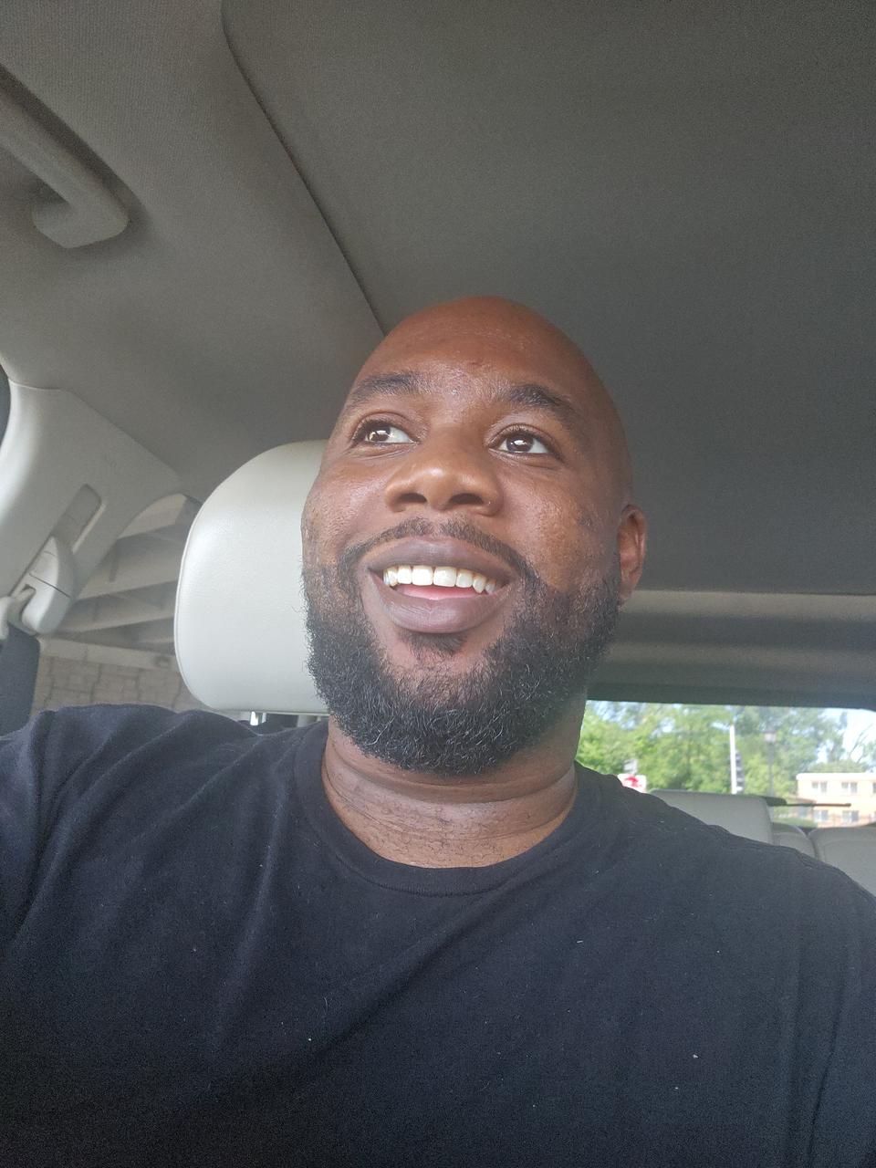 Profile photo 7 of 7