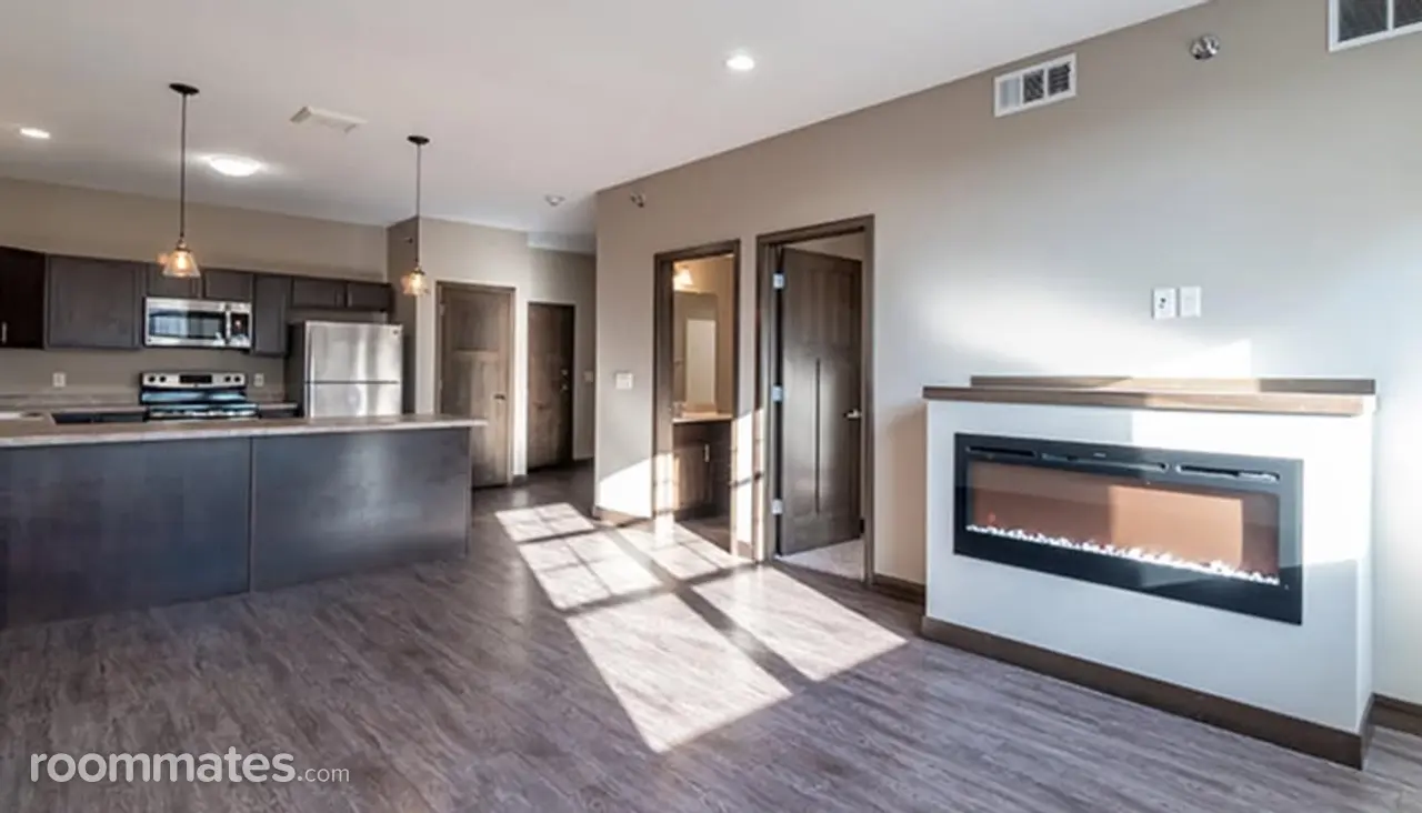 Profile photo 1 of 8