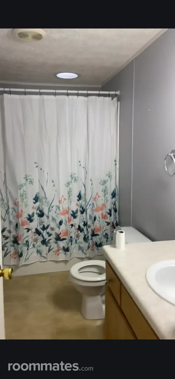 Profile photo 2 of 4