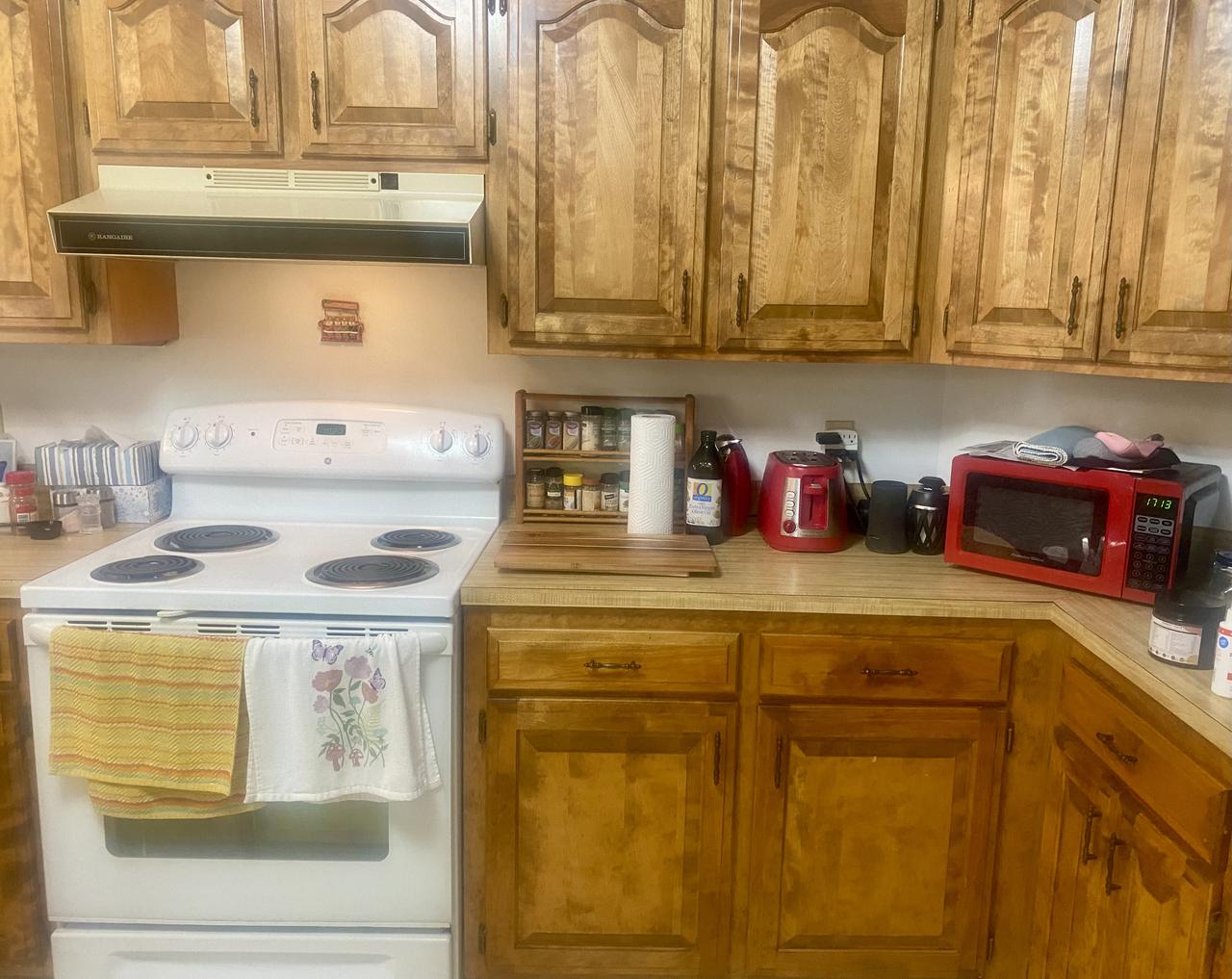 Profile photo 3 of 10