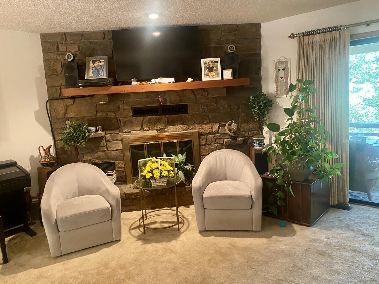 Profile photo 7 of 10