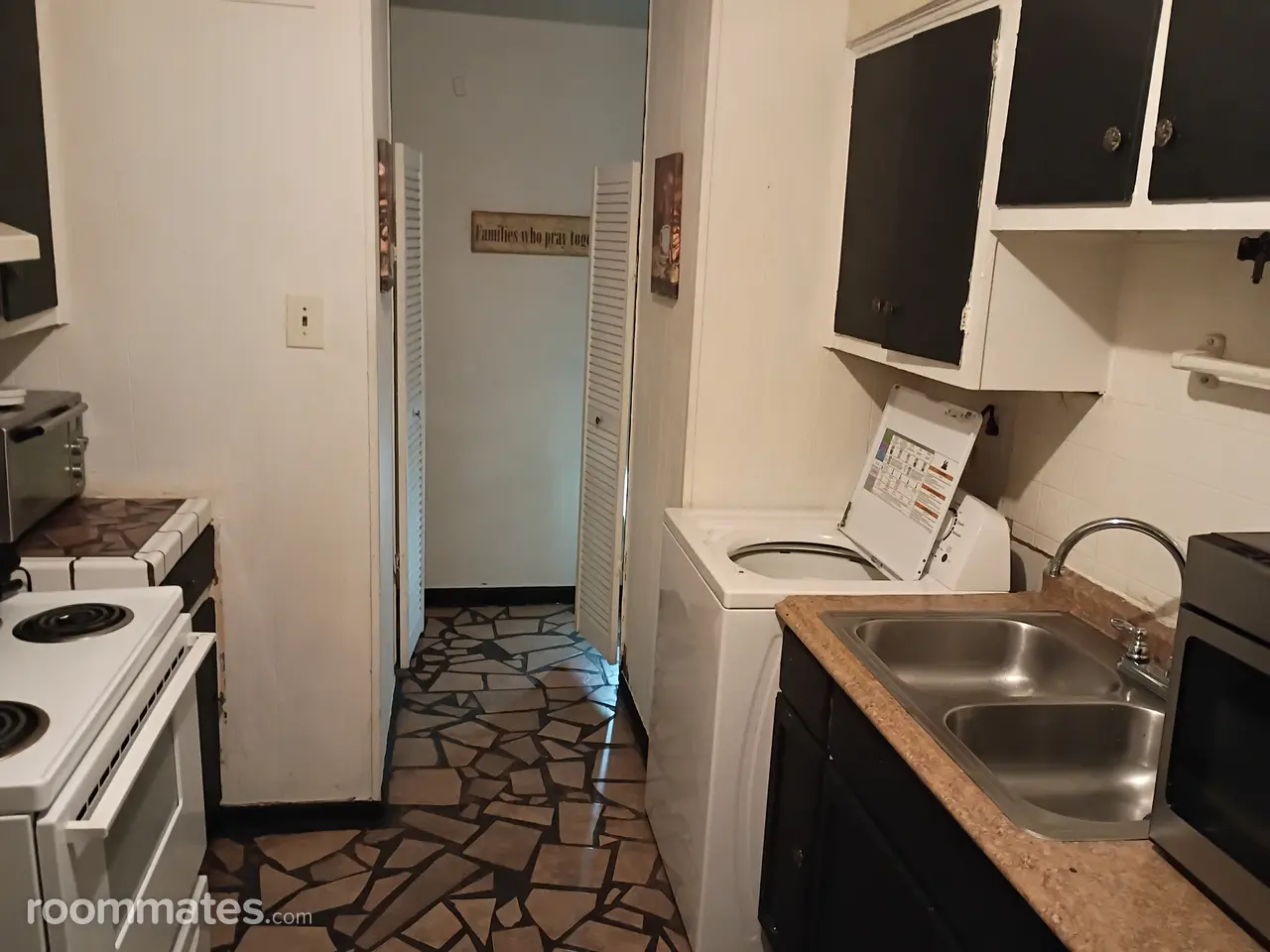 Profile photo 4 of 6