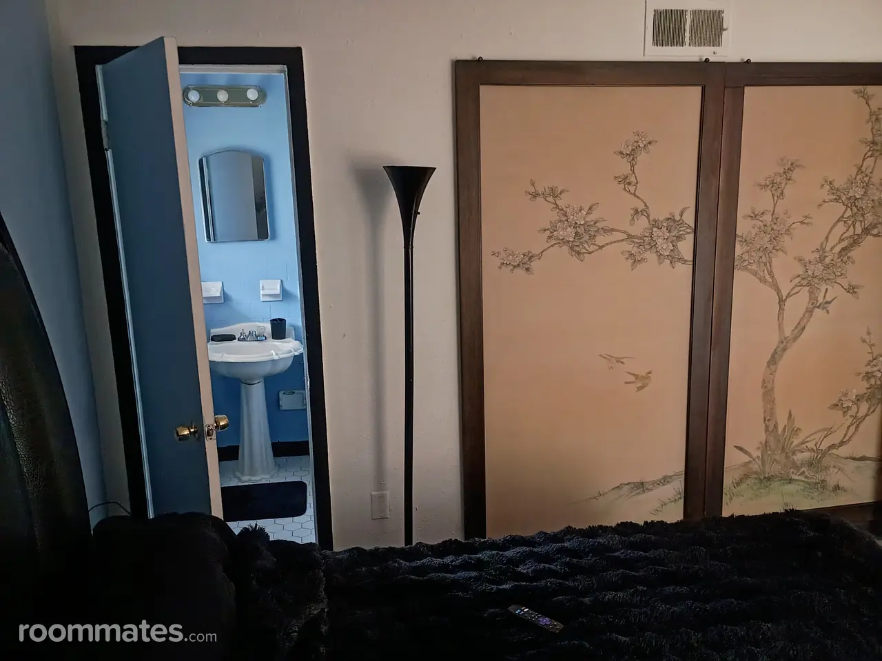 Profile photo 2 of 6