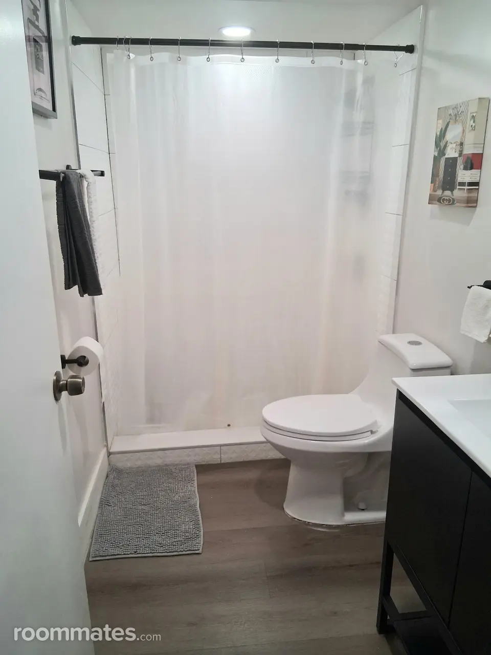 Profile photo 5 of 6