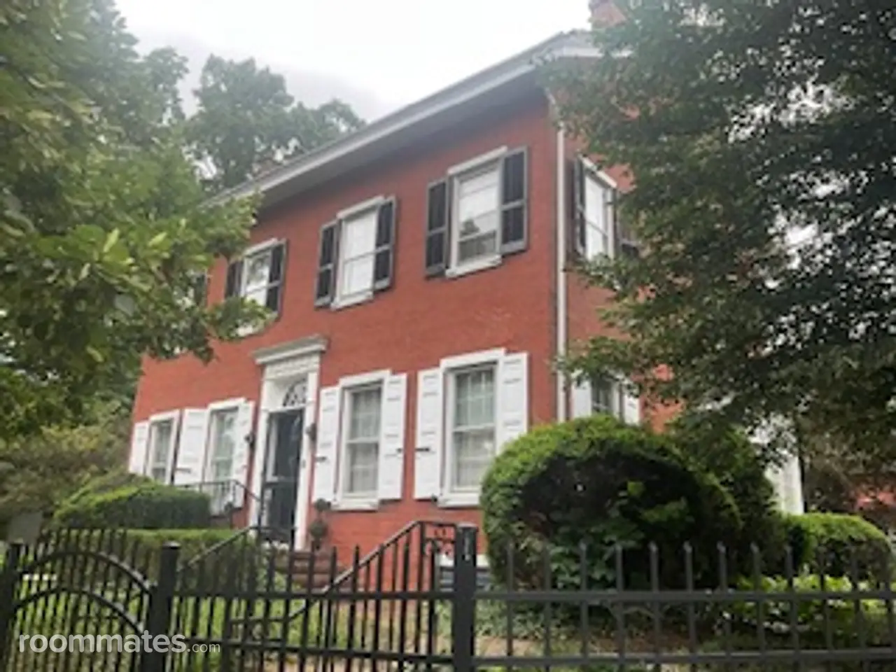 Profile photo 6 of 6