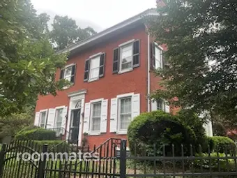 Room for rent in West Chester, PA $750, house