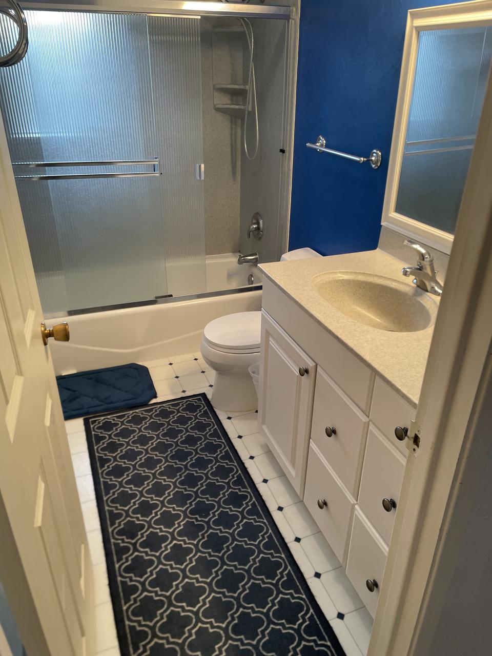 Profile photo 6 of 11