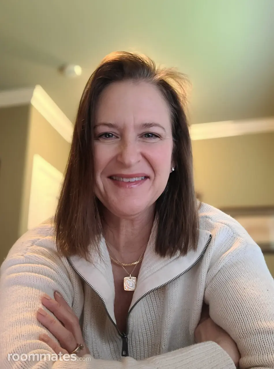 Profile photo 6 of 6