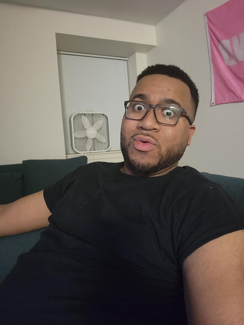 Profile photo 1 of 3