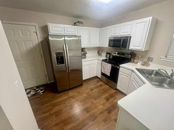 Room for rent in Savannah, GA $800, house