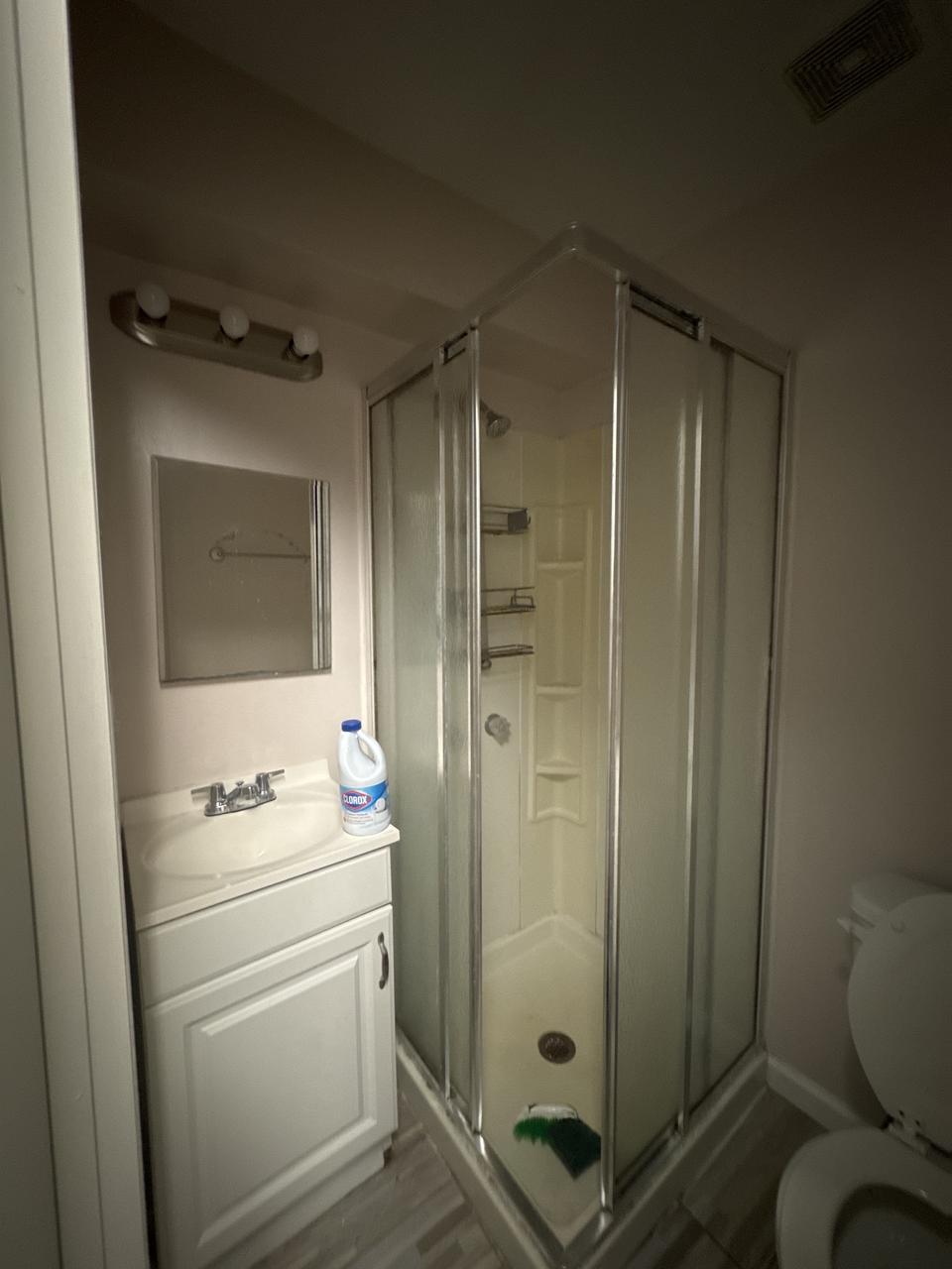 Profile photo 4 of 6