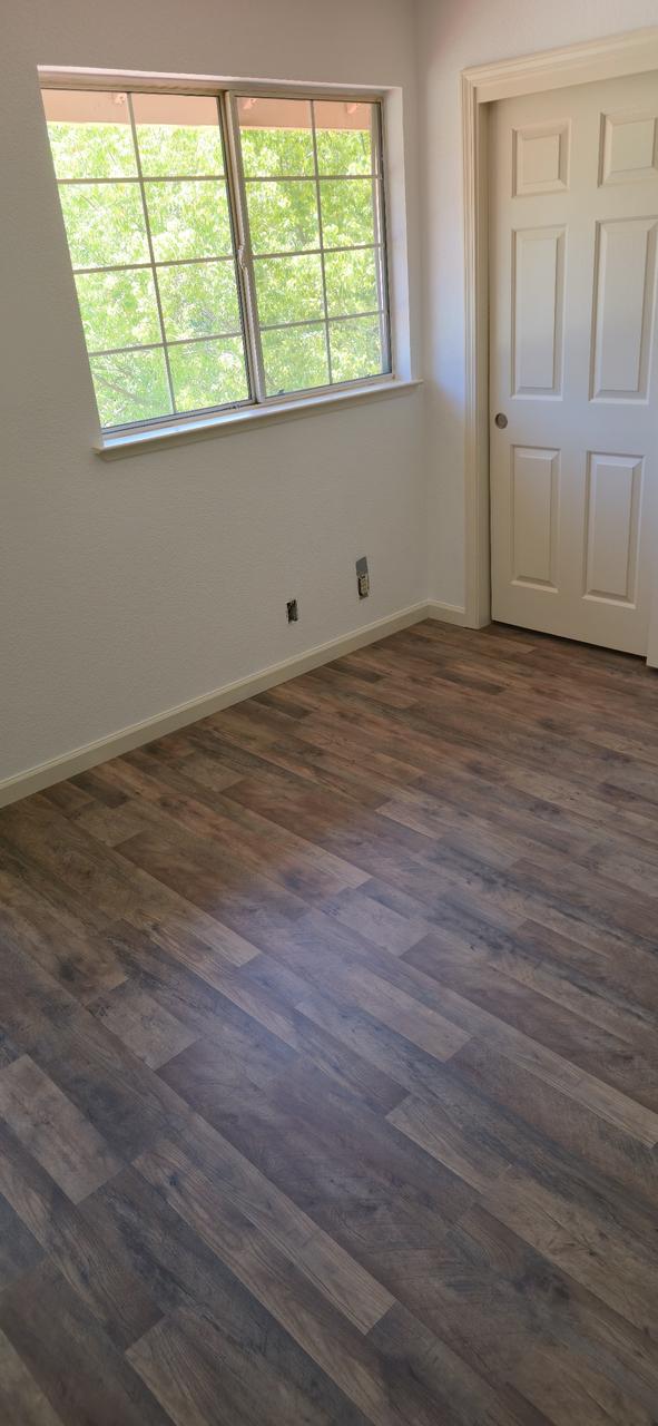 Profile photo 5 of 6