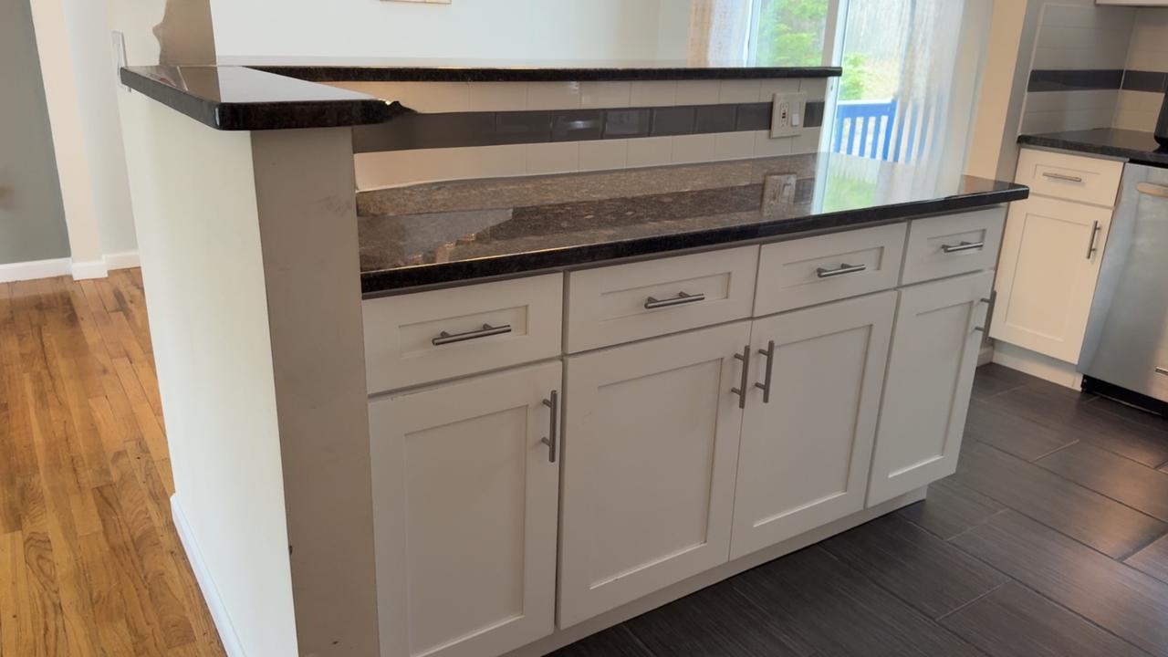 Profile photo 4 of 11