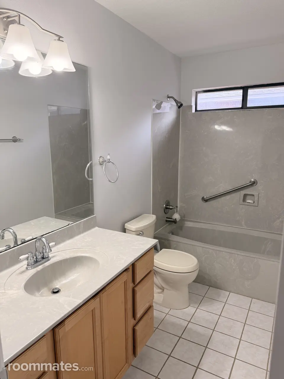 Profile photo 4 of 10