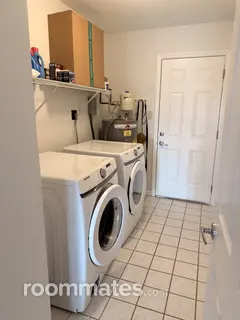 Room for rent in Mary Esther, FL $1200, house