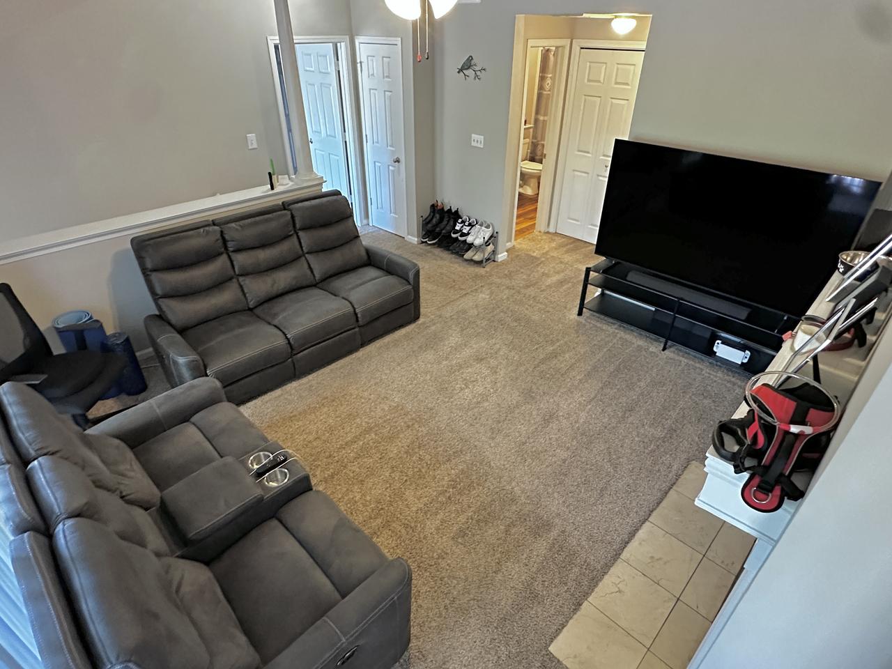 Profile photo 6 of 9