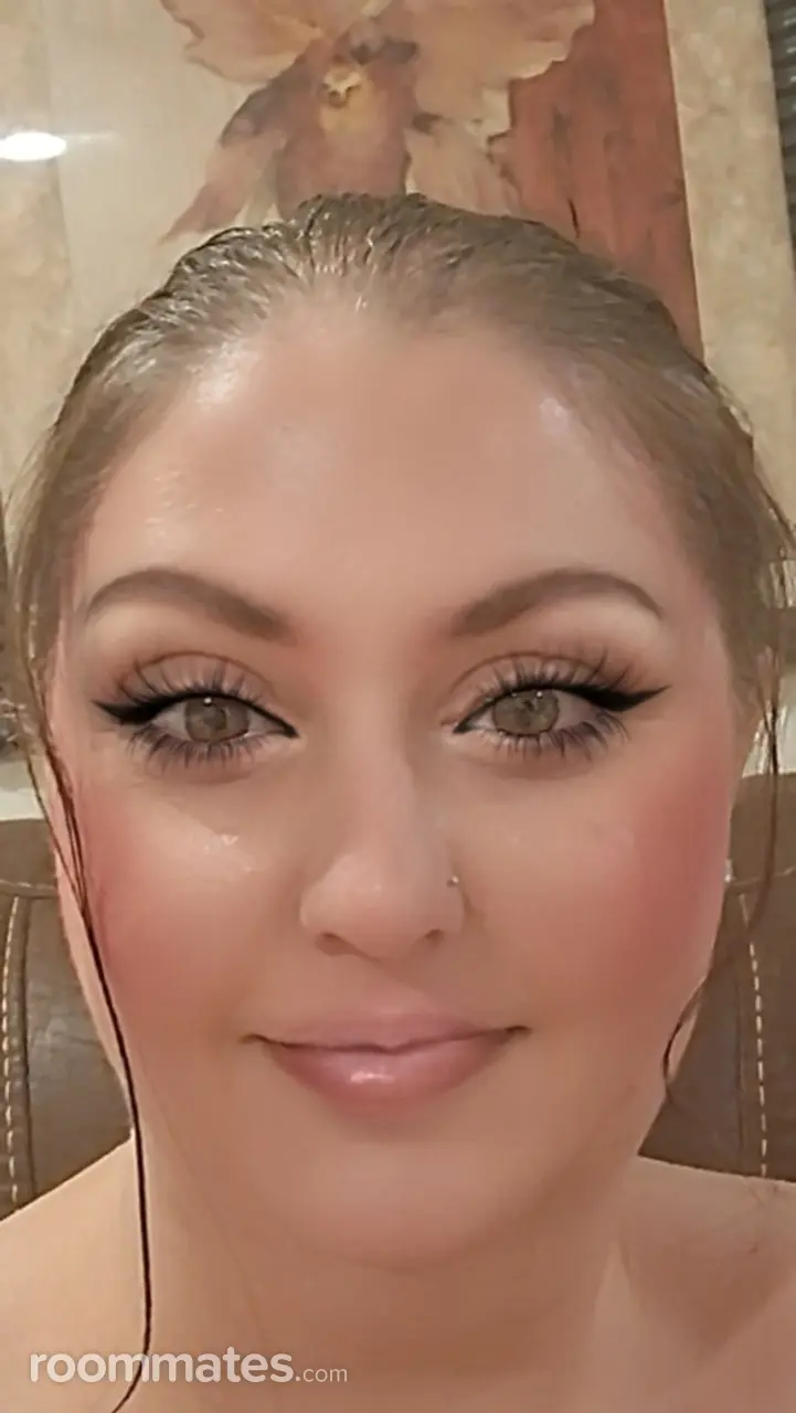 Profile photo 14 of 21