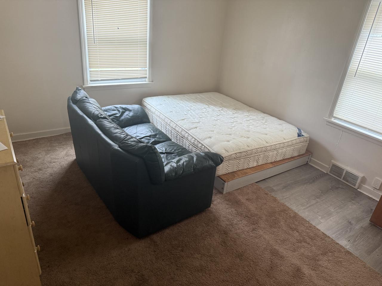 Profile photo 5 of 13