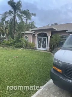 Room for rent in North Port, FL $700, house
