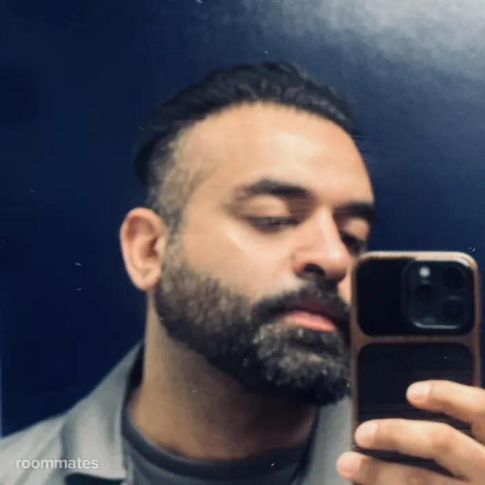 Roommate looking Sacramento, CA, $1000