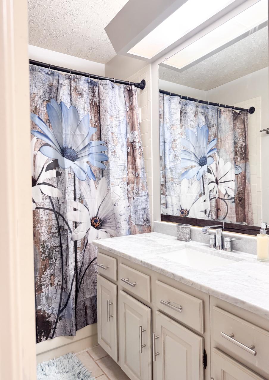 Profile photo 7 of 10