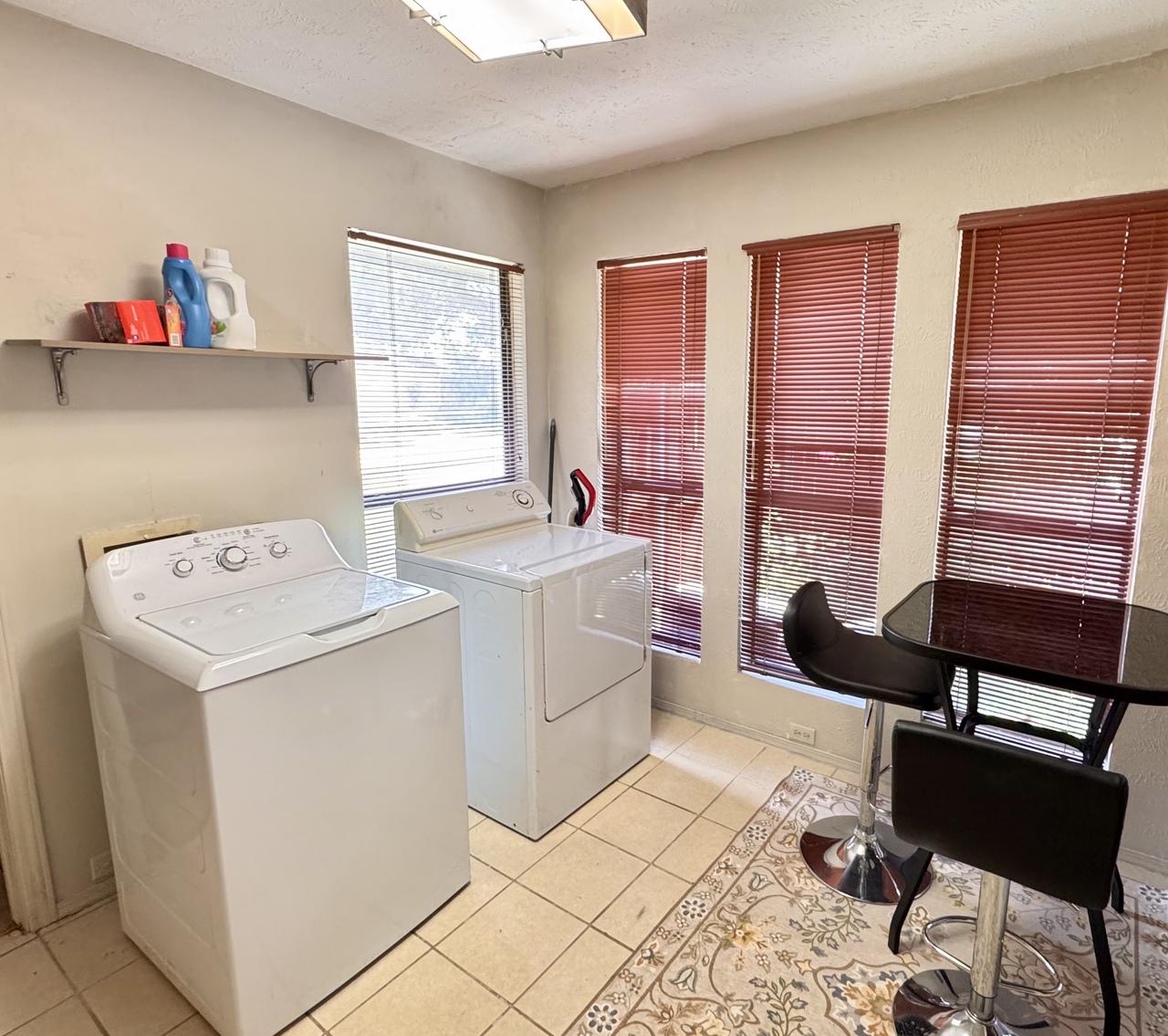 Profile photo 4 of 10