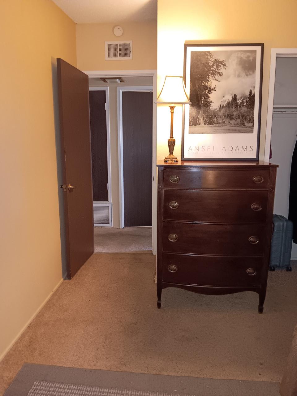 Profile photo 3 of 8