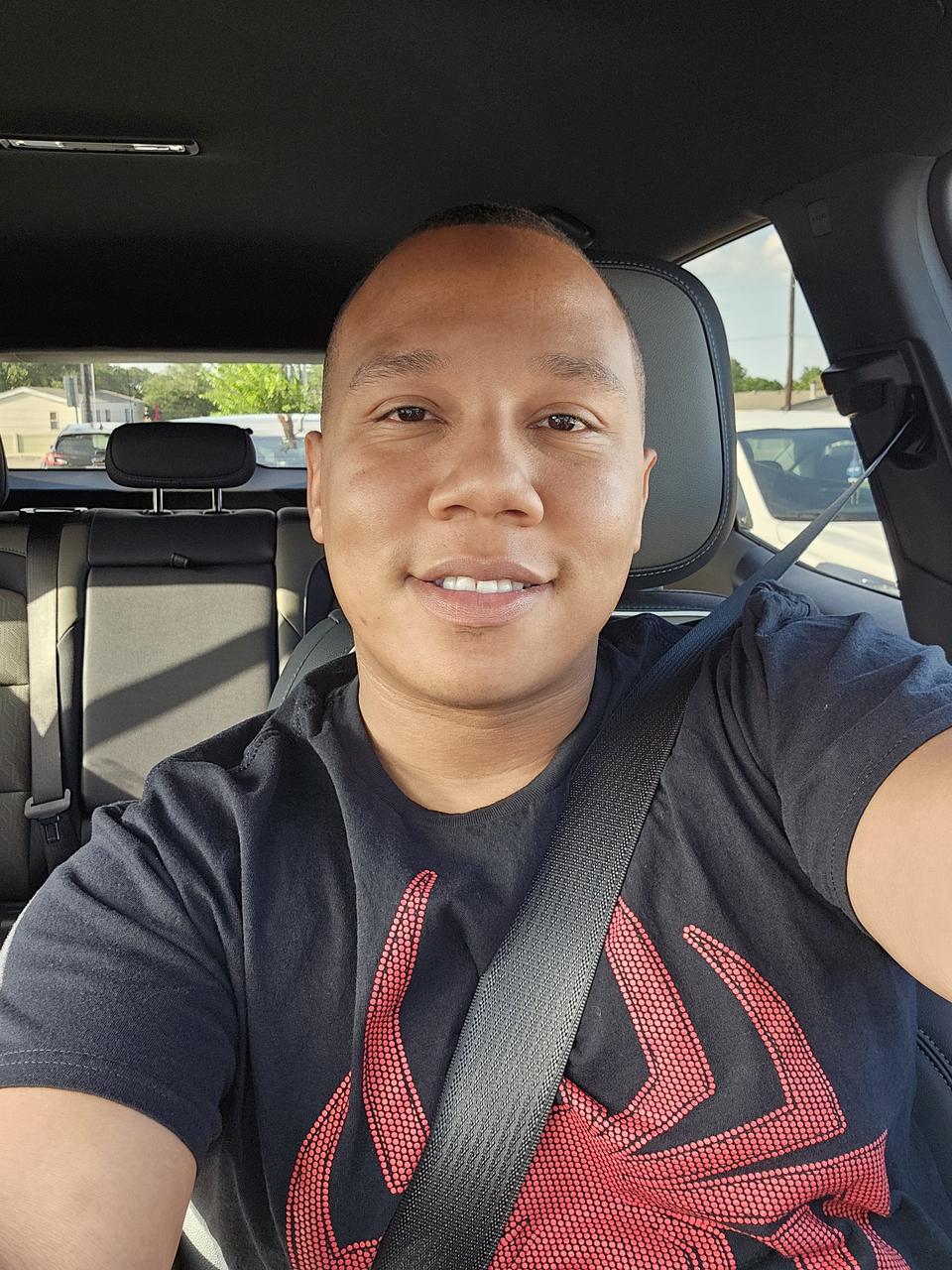 Profile photo 7 of 10