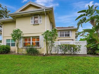 Room for rent in Lake Clarke Shores, FL $1100, townhouse
