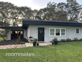 Room for rent in Monroe GA $900, house