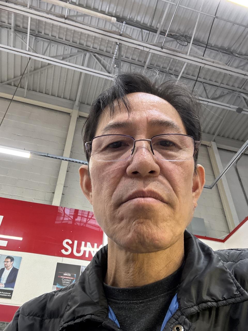 Profile photo 11 of 12