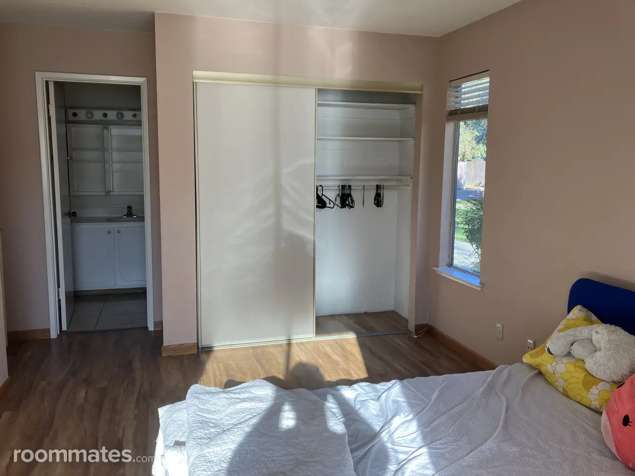 Profile photo 2 of 5