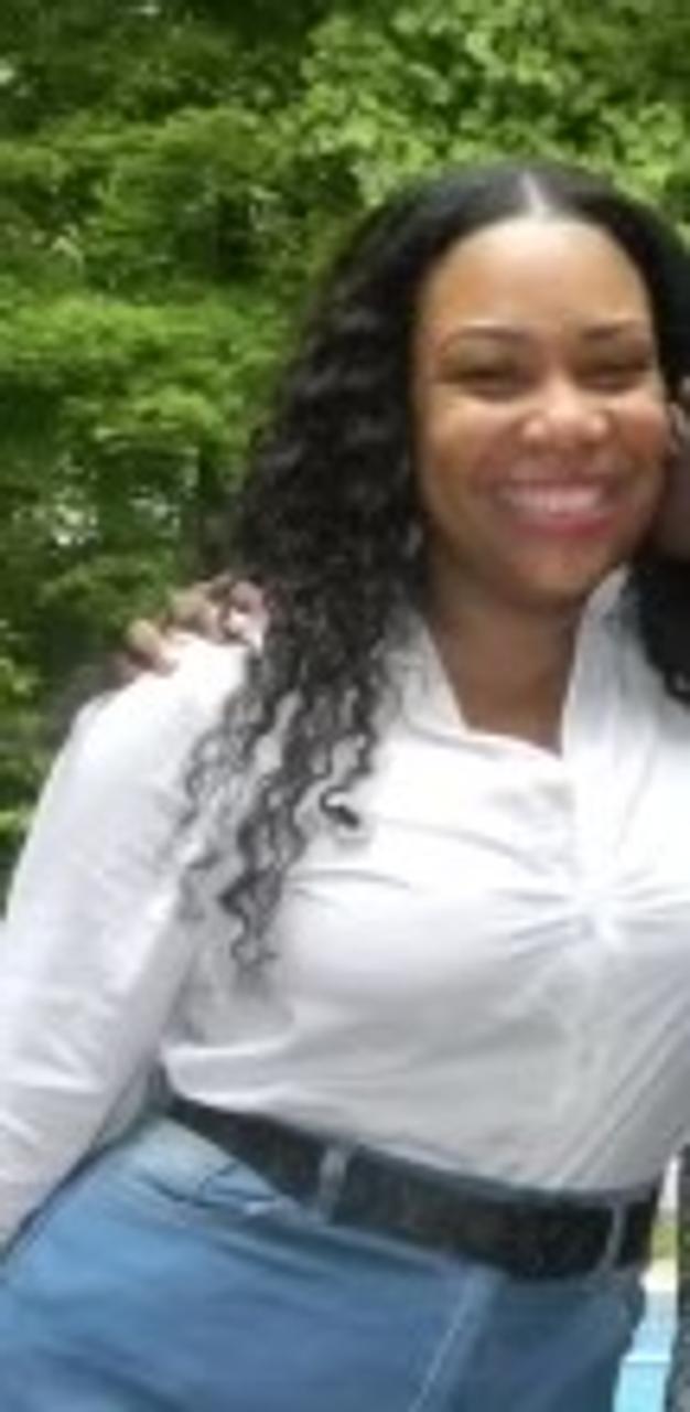 Profile photo 11 of 11