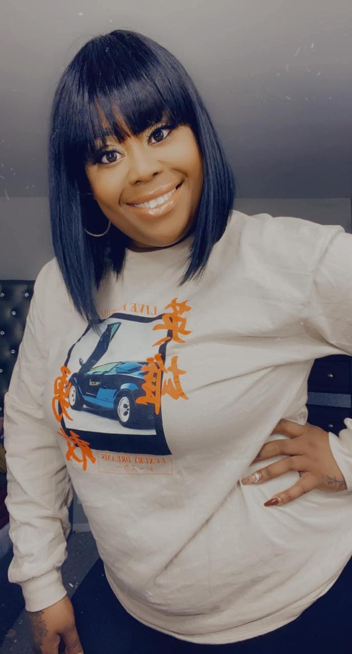 Profile photo 3 of 8