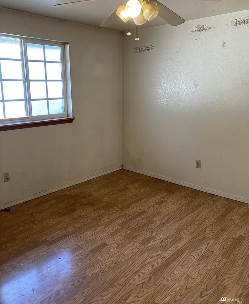 Profile photo 3 of 9