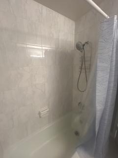 Room for rent in Reston, VA $1600, condo