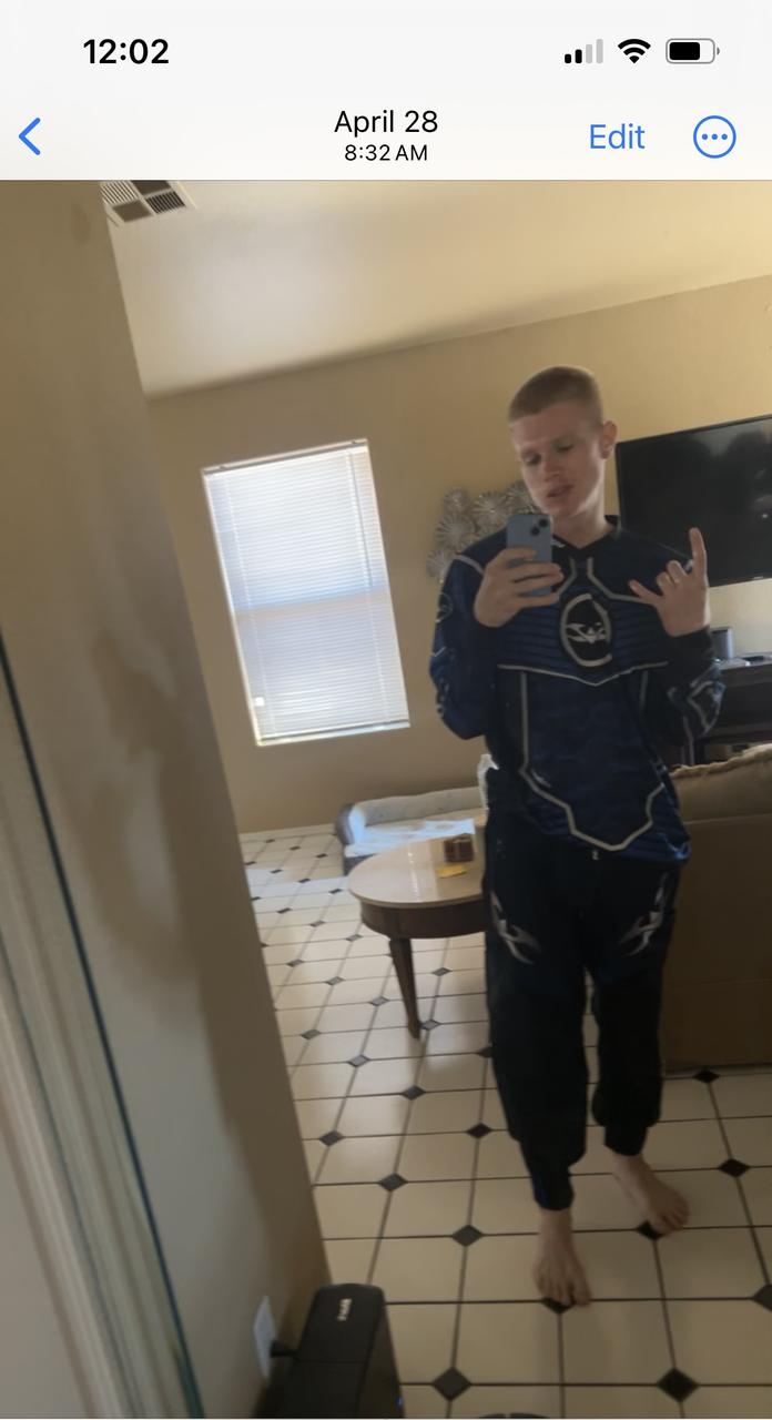 Profile photo 3 of 7