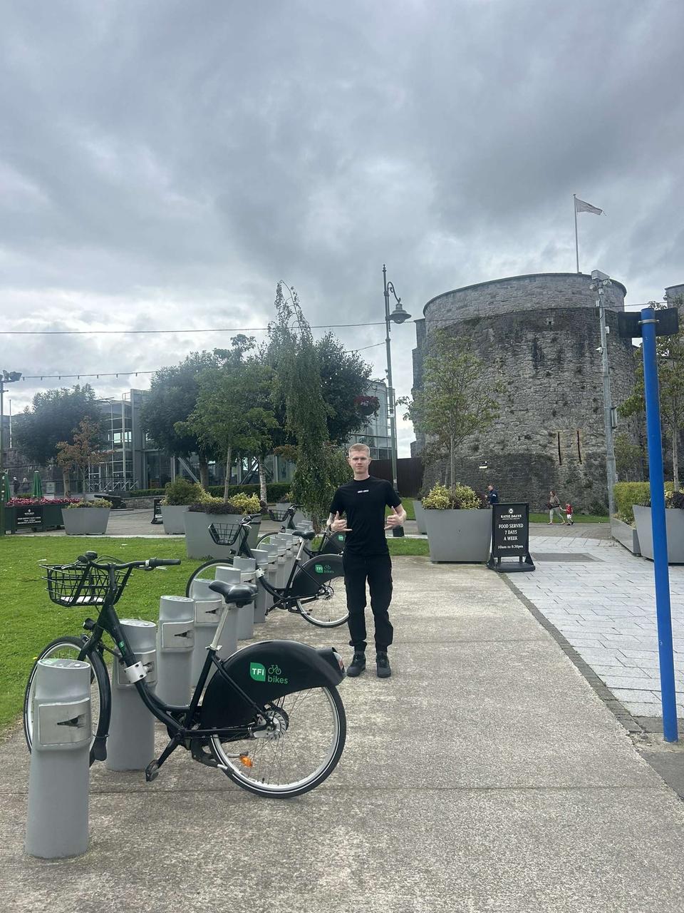 Profile photo 5 of 7