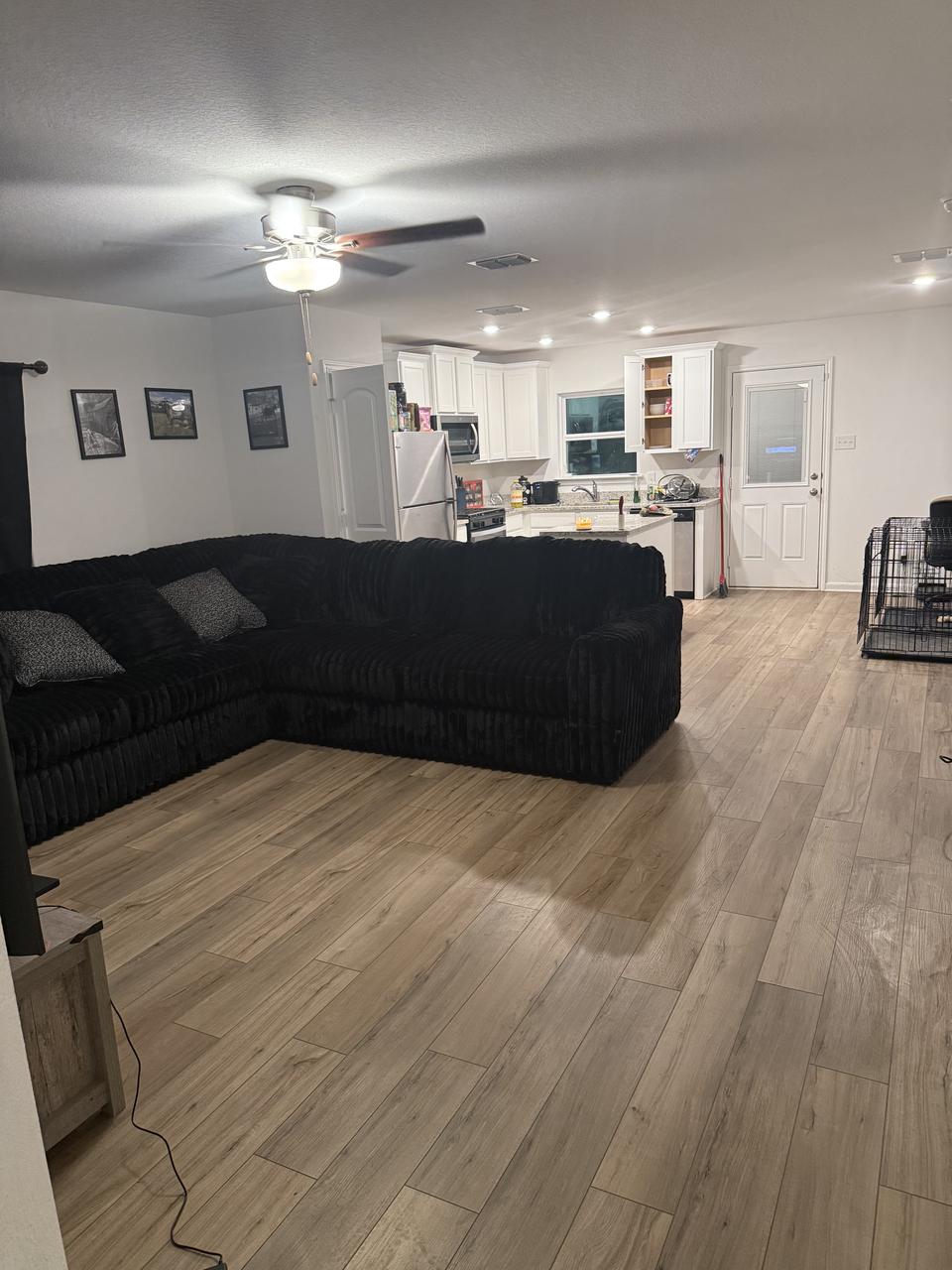 Profile photo 3 of 7