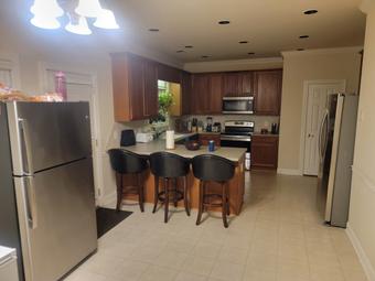 Room for rent in Lilburn, GA $800, house