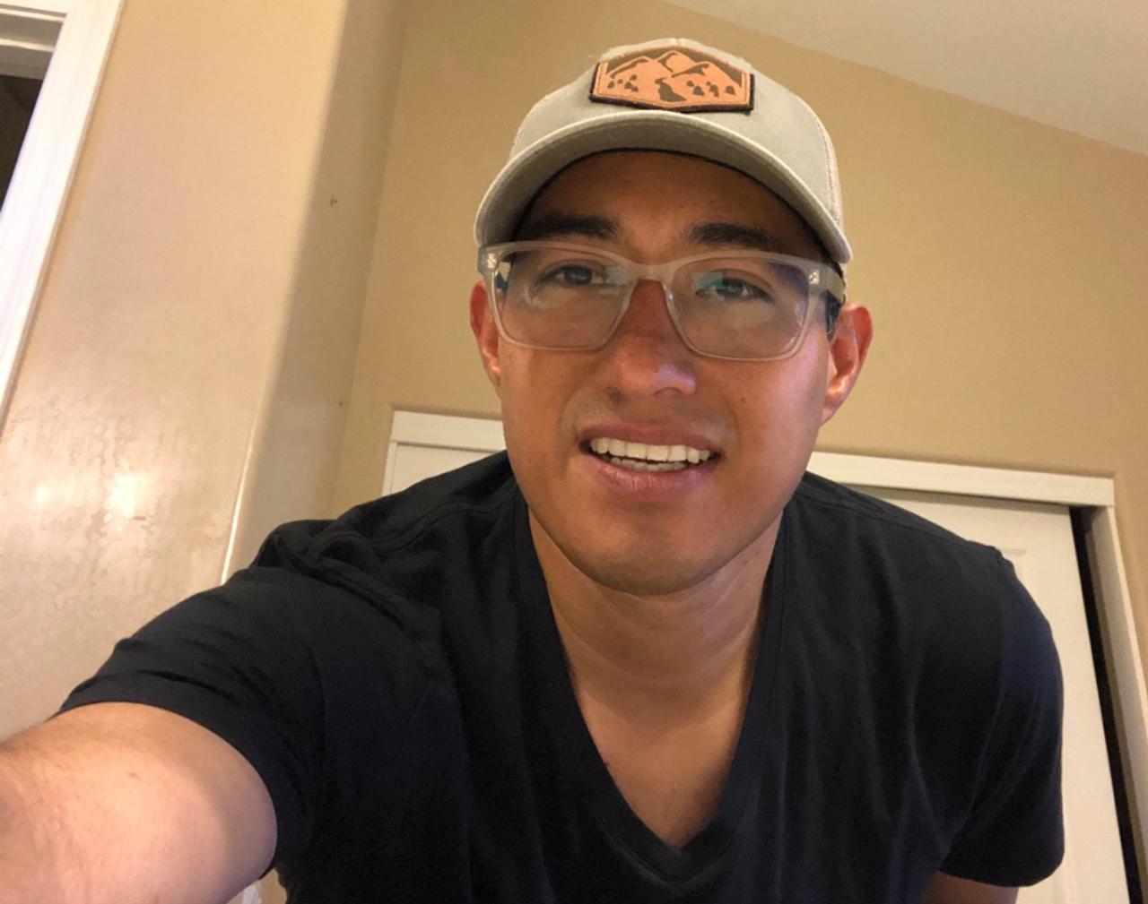 Profile photo 12 of 13