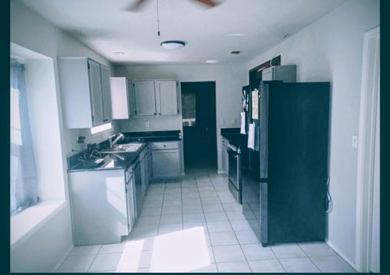 Profile photo 5 of 15