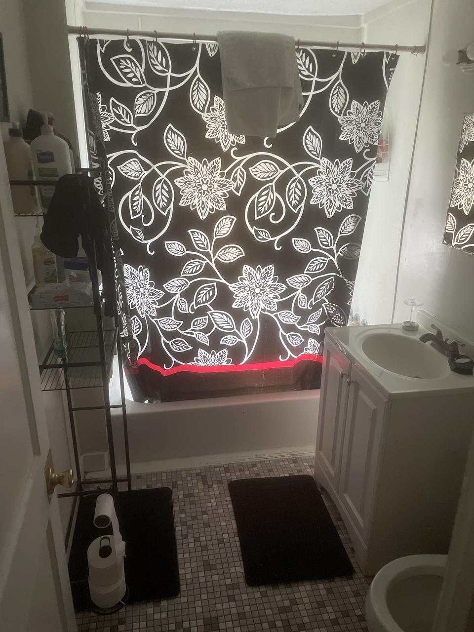 Profile photo 1 of 4