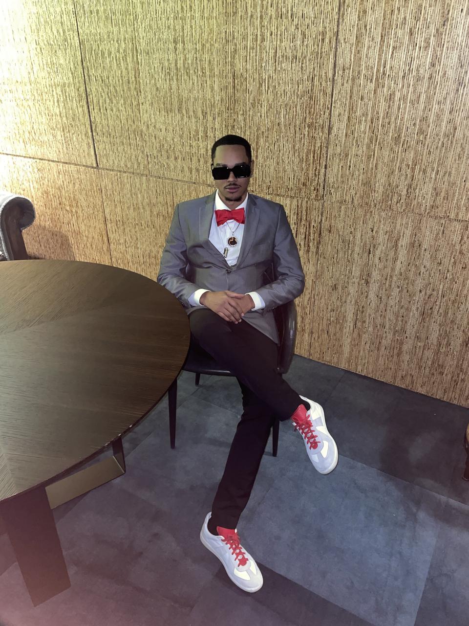 Profile photo 4 of 4