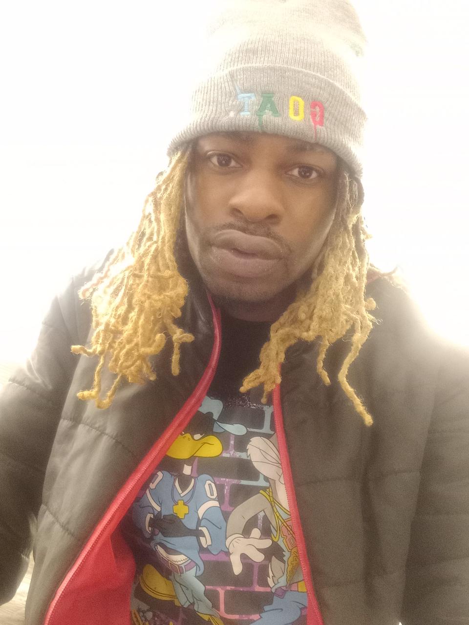 Profile photo 2 of 4