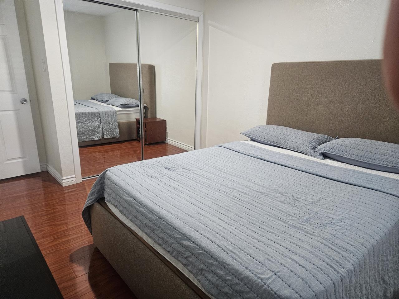 Profile photo 2 of 11