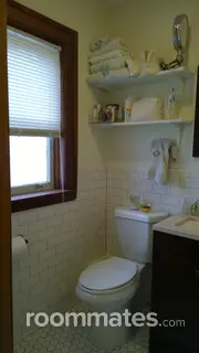 Room for rent in Detroit, MI $1100, house