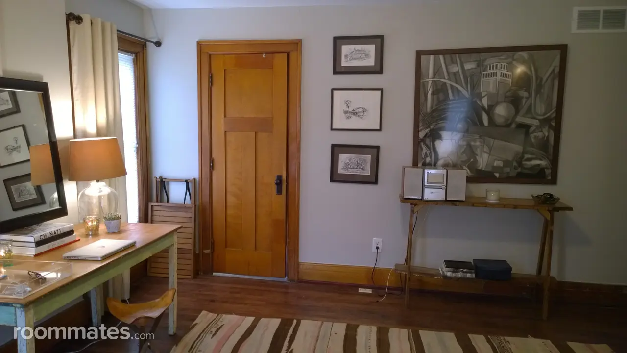 Profile photo 6 of 14