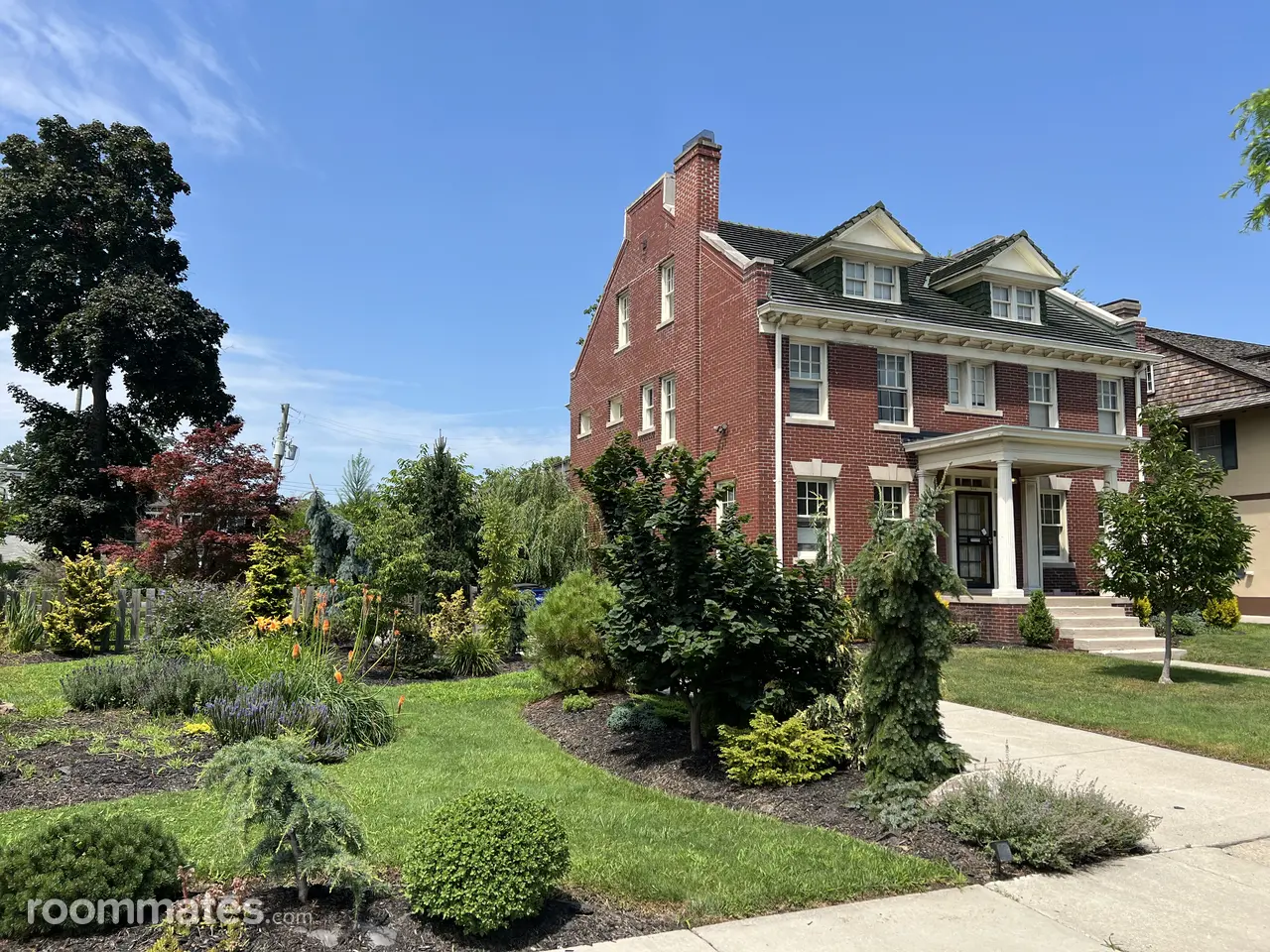 Profile photo 9 of 14